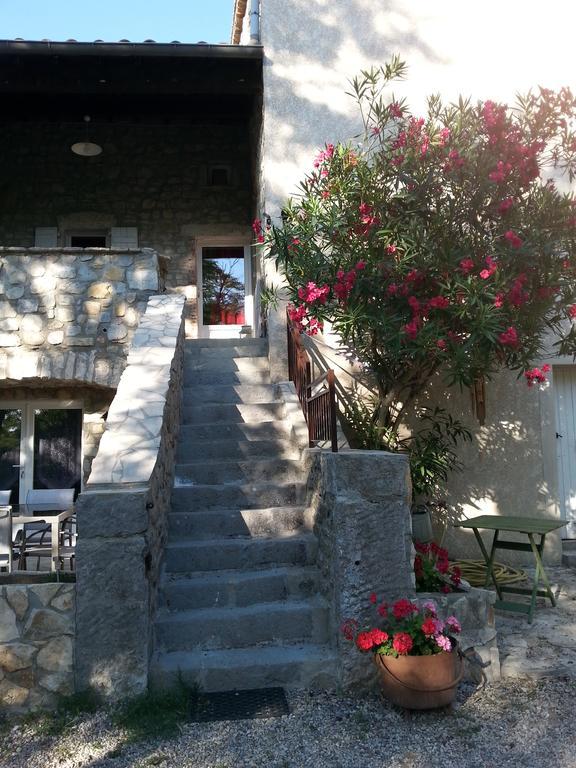 Bed and Breakfast Le Mas De La Colombe Grospierres Exterior foto